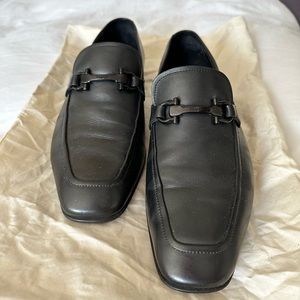 Men’s Ferragamo slip on shoes Authentic